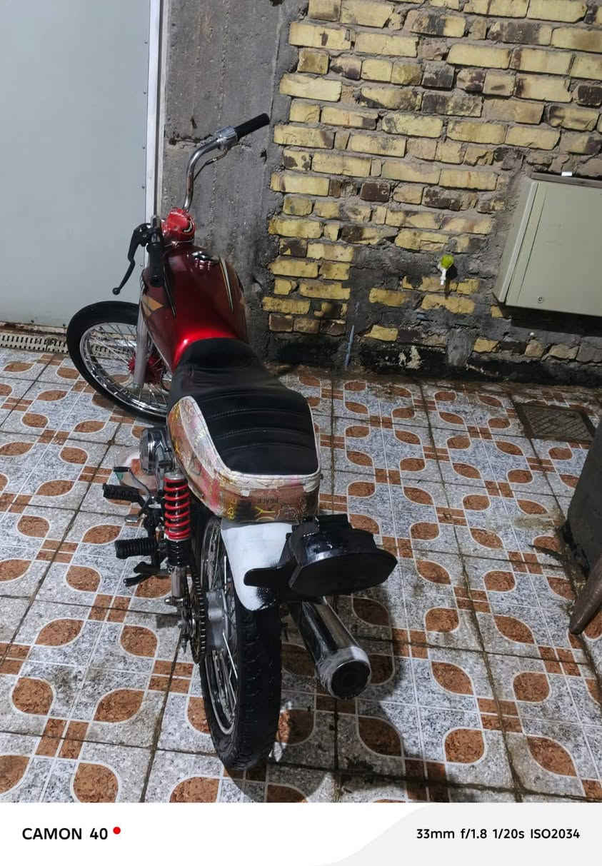 السلام عليكم دراجه موديل 25 شاصي 20 دراجه شلعه معدل خير من الله اوراق والدراجه كفاله عامه سعر 650 وبيها مجال 🧎


**إذا كنت صاحب هذا الإعلان وتريد حذفه لأي سبب، رجاءا أرسل رسالة إلى الدعم الفني**