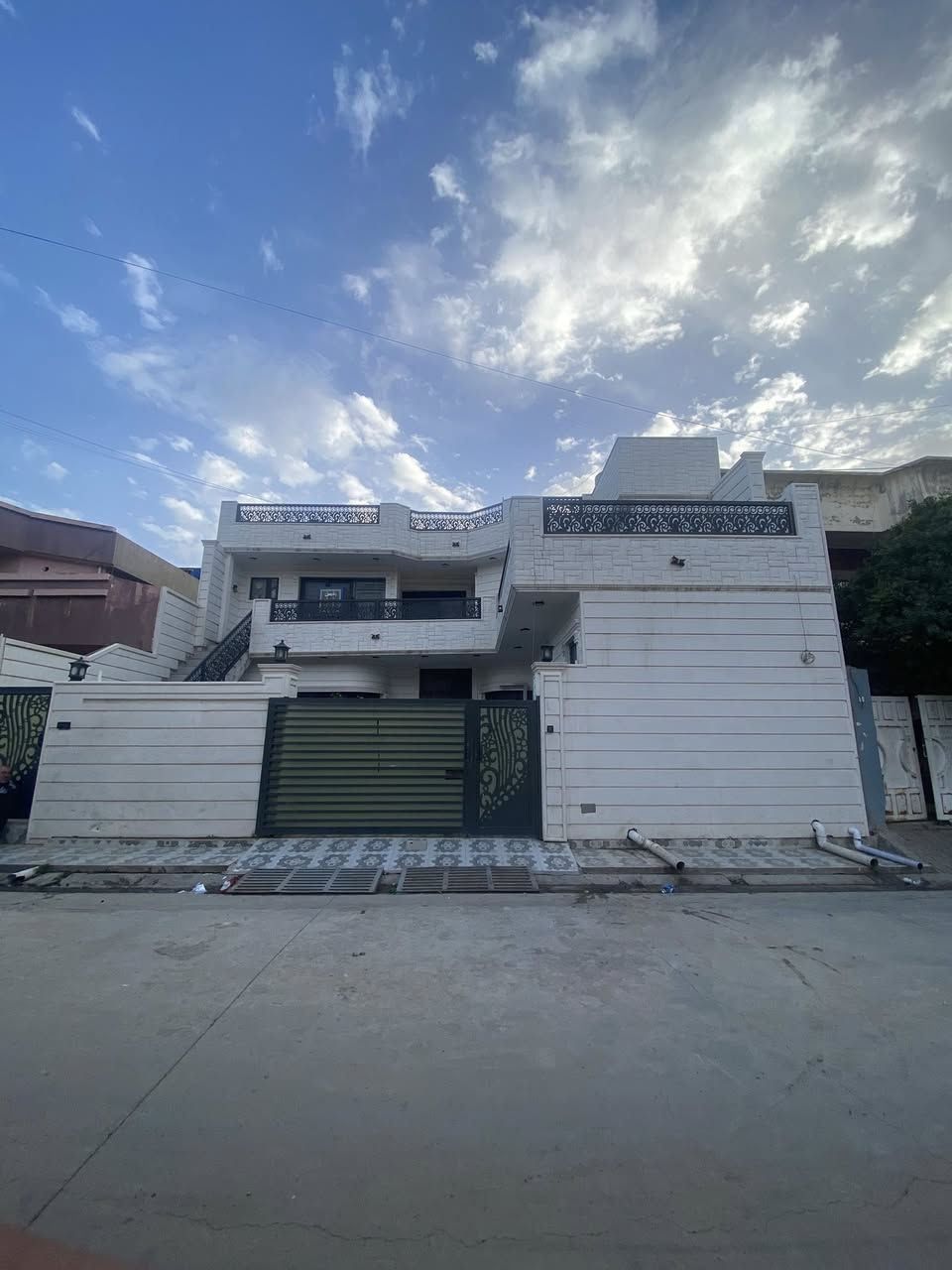 #عقار للبيع

#مساحه250متر 

#كركوك الخضراء 

#السعرعلق1
#للاستفسار***********
