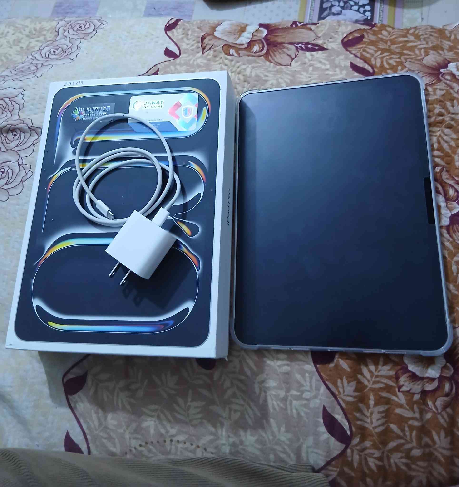 ايباد. 11.  M4  ذكره. 256
بعده بضمان الوكالة   مشحون 74 مره 

ايباد. كلش. نظيف. ومستخدم كلش. قلليل.   الايباد للبيع.  سعره. مليون. و 275 وبيه. مجال. بسيط.  مكاني. متواجد. الانبار ومتواجد. بغداد    اي ستفسار. يتصل. ع الرقم هذا ***********  ومتواجد  ع الفيس.
