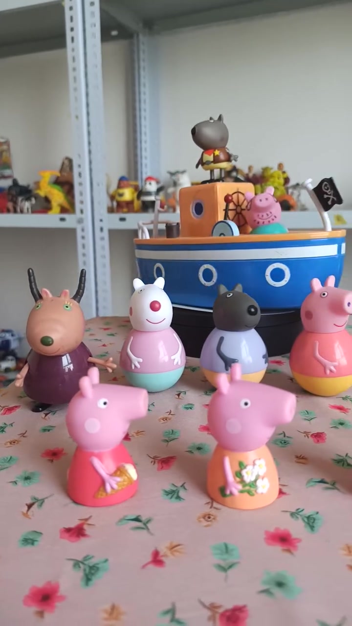 مجموعة من شخصيات كارتون Peppa Pig 

- نتعامل بالبضاعه النظيفة فقط ✅ 
.
.
.
.
.


**إذا كنت صاحب هذا الإعلان وتريد حذفه لأي سبب، رجاءا أرسل رسالة إلى الدعم الفني**