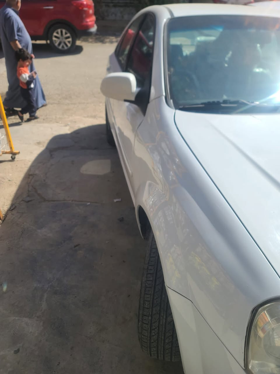 سلام عليكم 
اوبترا موديل 12 كير عادي رقم شمالي سيارة بيه صبغ نص جاملغ ونص باب سياره جديده السعر 73 وبيه مكان بغداد ألشعب سوق شلال الاتصال ***********
