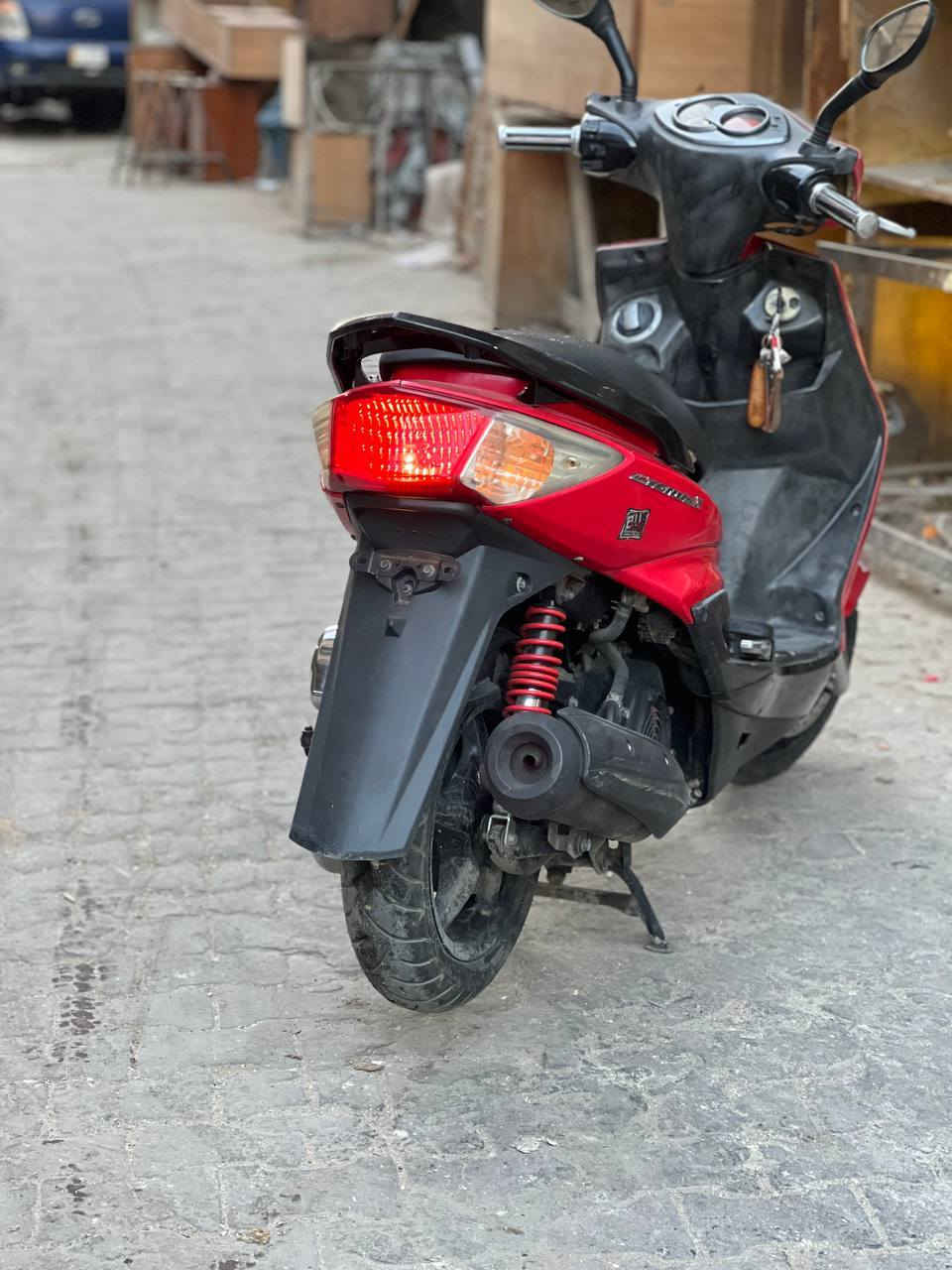 السلام عليكم
سكنس ياباني قبغ نفخ خطين نوزل دراجه شلعه معدل كهرباء كلهه شغاله ستاند حساس كهرباء دراجه رمبه بلاديه كل نقص مابيهه مكفوله من كلشي للبيع او مراوس بسكنس جبلي نضيف /العنوان (بغداد باب المعظم) للاستفسار الاتصال على الرقم ***********
