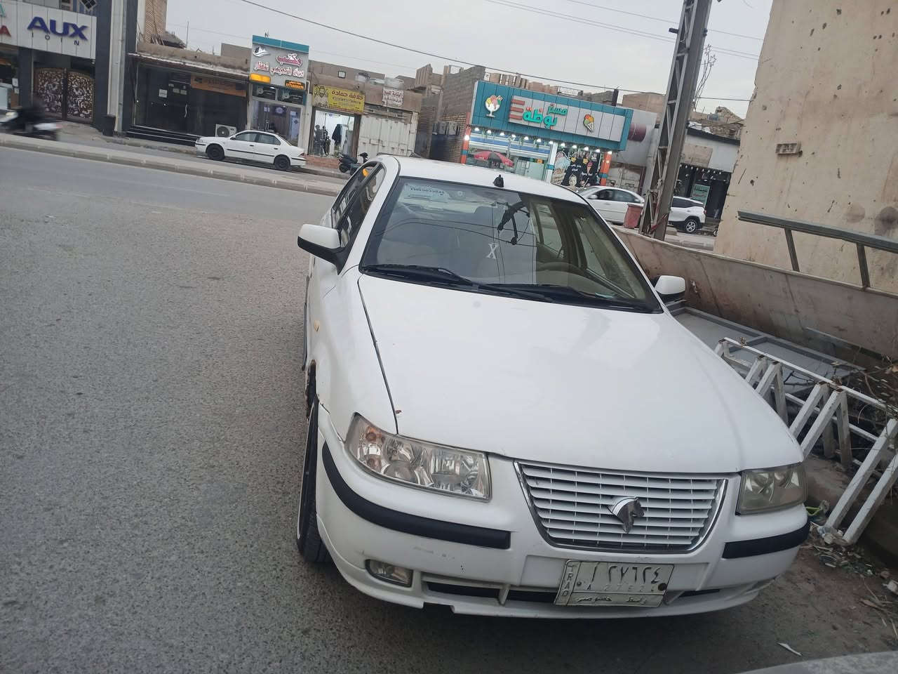 السلام عليكم سمند 2011 كير ومكينه خير من الله تخم تاير خط ابيض جديد تبريد ثلاجه باتري جديد كهربائيات كلها شغاله حداديه نضيفه مابيها نقص اي شي خير من الله السياره جاهزه ملاحظه السياره مصبوغه عام اثر جراد واكعه القمريه ع قماره ومصبوغه ابيع عام مكان السياره كوت مركز مدينه السعر ٣٠ وبيها مجال بسيط رقم ***********
