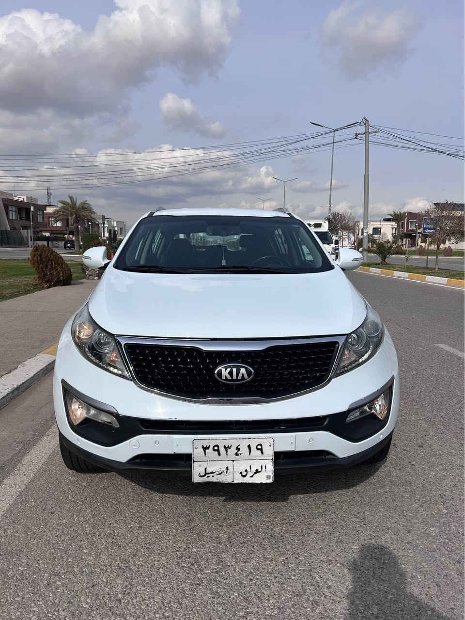 موديل 2016 
ماشيه ٧٧ ميل حقيقي
السياره جاهزه بحالة الوكاله 
حساسات امامي وخلفي وكامره 
تايرات وصدر جديد 
كير ومحرك وتبريد وكهربائيات 
بشرط التحويل ثاني يوم 
مكاني اربيل 
*********** أربيل, العراق
