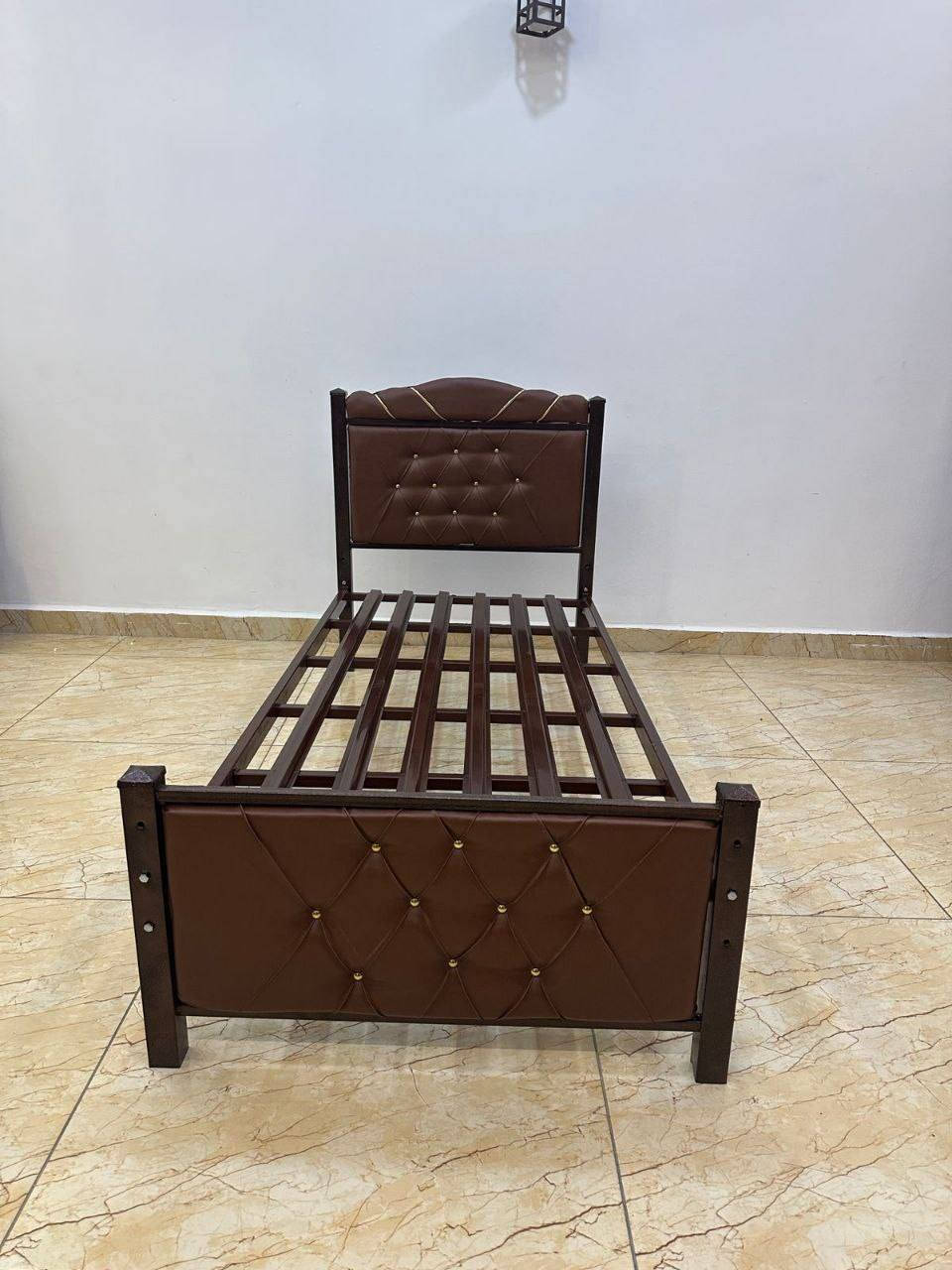 سرير حديد نفر جلد السعر 95 ألف 
قياس 90*190سم
توصيل داخل بغداد مجاني وجميع محافظات العراق النقل 10 ألف


**إذا كنت صاحب هذا الإعلان وتريد حذفه لأي سبب، رجاءا أرسل رسالة إلى الدعم الفني**