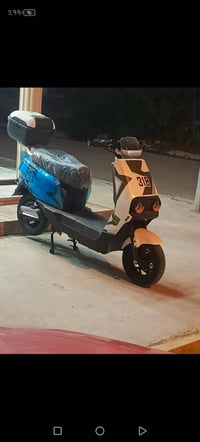 دراجه شحن 318 نضافه فول ما ماشي سعر ع رقم 07709010799