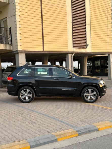 ‎کوردی/عربی

- جێپ گراند چیرۆکی ئۆڤەرلاند ٢٠١٤

- کلین تایتڵ سفری کۆمپانیای هارلم وەکیلی ڕسمی لە كوردستان و عێراق واتە خلیجیە

هەموو سێرڤسێکی کراوە و ڕۆن و هایدرۆلیکی تازە گۆڕاوە

- مەکینە ٦ پستن 

‎- مەکینەو گێڕ و کارەبایی بێ کێشە

‎- شاشة گەورە ٨،٤ ئینج

‎- ٣ جێگەی سەرچاوەی کارەبای ١٢ ڤۆڵتی

‎- سەقف پانۆڕاما /سوکان کارەبایی و هیتەر /تحدید سورعە

‎- ئاوێنە هیتەر و دژە فول لایت

‎- مواسەفات دەبڵی هەوایی ٢ مۆد بەرزکردن و نزمکردنی سەیارەکە

‎- سیستەمی نزمبونی خودکار  بۆ ئاسان دابەزین و سەرکەوتنی سەرنشینەکانی

‎- پێنج مۆدی لێ خوڕینی ڕێگای( ئۆتۆ، خۆڵ، بەردی، قوڕ، بەفر) لەگەڵ چوار تەکەر لێخوڕین (4x4)و هاتنە خوار لە لێژی سەخت

‎- هیڵ ئەسیست ( وەستان لە لێژی و نەگەرانەوە)

‎- ٣ جۆر گێڕ( تۆماتیك ، عادی ، سپۆڕت لە سوکان)

‎- دابەزینی دەبلی سەیارە لە خێرایی زۆر  تا جادە بە باشترین شێوە بگرێت

‎- کوشین جلد و سیستەم گەم و سارد/ کوشینەکانی پشتەوە گەرمی/ کوشین خەزن

‎- سندوق جەگ کارەبایی 

‎- بەسمە ، دەبڵ سویج

‎- سیستەمی دژە خلیسك 

نرخ 22,000 دۆلار و مەعالەیەکی کەم تەنها بستێک بۆیاخ بە چەمەلەغی پێشەوەیە لای سایەق و بستێک pdr ی هەیە بە دەرگای سەکنەوە هیچیان دەعم نییە

***********  تکایە موشتەری نیت سەری من و خۆشت مەیەشێنە

----------------------

جيب جراند شيروكي أوفرلاند 2014

کلین تایتل شركة هارلم الوكيل الرسمي في كردستان والعراق

حجم المحرك 6 بستن (292 حصان)

نوع المحرك "بنتاستار" يعمل على بنزين أوكتان 87 حسب مواصفات الشركة (مع نظام توفير الوقود ECO)

المحرك وناقل الحركة (الجير) والكهربائيات بدون مشاكل

رقم أربيل / لون داخلي كريمي

شاشة كبيرة 8.4 إنش

3 منافذ طاقة 12 فولت

سقف بانوراما / مقود كهربائي وتدفئة / مثبت سرعة

مرايا جانبية مدفأة وذاتية التعتيم

مواصفات دبل هوائي (هايدروليك) مع وضعين لرفع وتخفيض السيارة

نظام النزول التلقائي لتسهيل صعود ونزول الركاب

خمسة أوضاع قيادة للطرق (أوتوماتيكي، رملي، صخري، طيني، ثلجي) مع نظام الدفع الرباعي (4x4) ونظام المساعدة على نزول المنحدرات

نظام المساعدة على صعود المرتفعات (Hill Assist)

3 أنواع لناقل الحركة (أوتوماتيكي، عادي، رياضي من المقود)

نظام تخفيض ارتفاع السيارة تلقائيًا عند السرعات العالية لتحسين الثبات على الطريق

مقاعد جلد بنظام تدفئة وتبريد / المقاعد الخلفية بنظام تدفئة / ذاكرة للمقاعد

صندوق خلفي كهربائي

بصمة، مفتاحين

نظام مانع الانزلاق

سعر ٢٢،٠٠٠$ بيها مجال بسيط

***********
واتساپ و موبایل السليمانية
