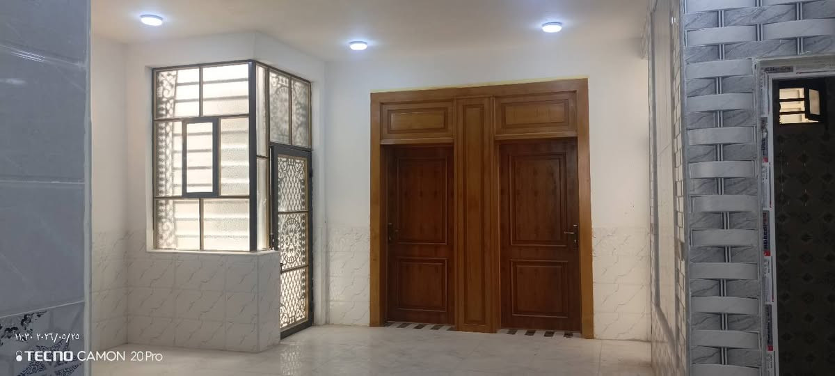 بيت   150 متر ( شغلل جناي فووول )
((قريب الشارع العام بلخط الاول )) يبعد عن الشارع 200 متر 

طابو زراعي سند 25 + أقرار محكمة 

عرض شارع 20متر 

العنوان / شارع الصب  قرب جسر الشهداء 

كامل من كلشي  مفتاح ✨

غرفتين  نوم 2 صاله.... مطبخ..... ... صحيات ..ستقبال 

السعر 70 وبيه مجال 

ملاحظة// متوفره كافت المساحات 50متر 80متر 100متر 120متر 150متر 200متر وكل هاذه وباسعار مناسبه ومل الخدمات متوفره 

للأستفسار
أتصال ‏ *********** ‏
واتساب ***********
