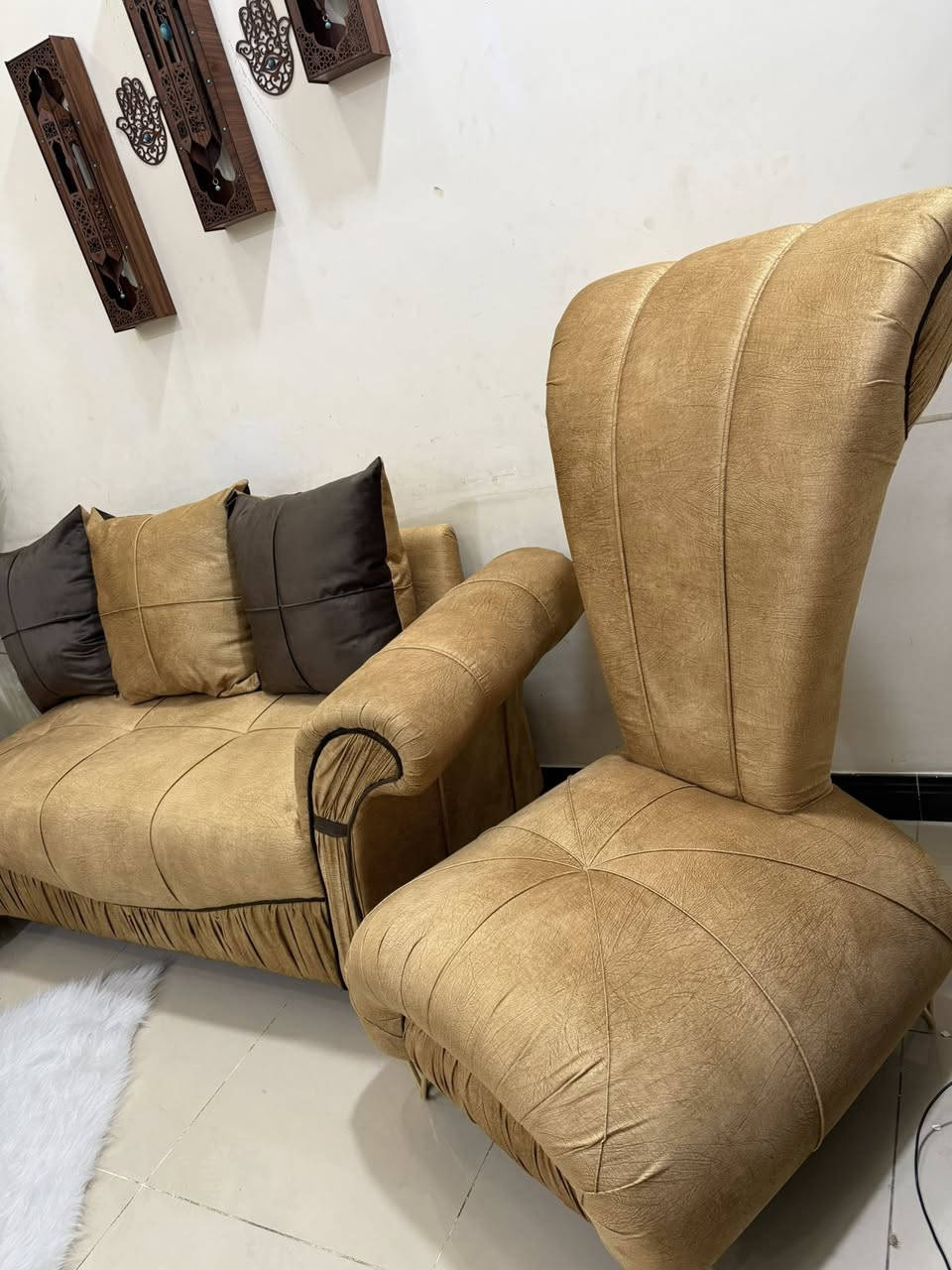 تخم ٧ مقاعد جديد دزاين فرنسي ثقيل ب٤٥٠ الف 
بيع سريع 
العنوان / الصليخ 
@إشارة


**إذا كنت صاحب هذا الإعلان وتريد حذفه لأي سبب، رجاءا أرسل رسالة إلى الدعم الفني**