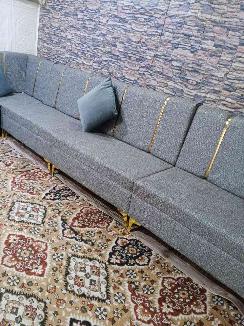 تخم ديوان 6 قطع 11 نفرات تفصال مامستخدم ولا دقيقه خشب لوك سفنج بلوك كلش قوي قماش كتان 300 بي مجال قليل الي يريده يراسلني توصيل موجود @الجميع


**إذا كنت صاحب هذا الإعلان وتريد حذفه لأي سبب، رجاءا أرسل رسالة إلى الدعم الفني**