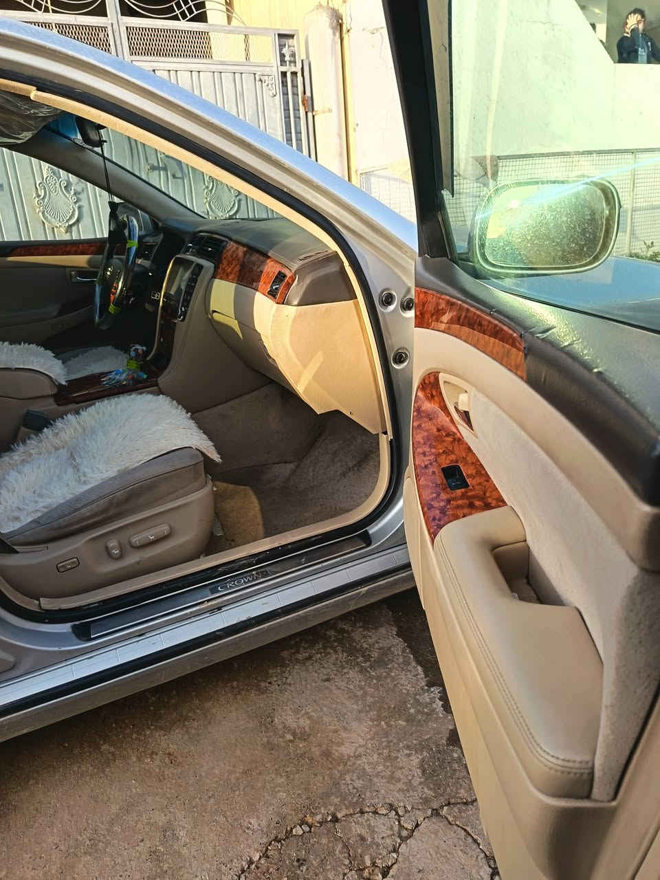 . شاهینە 2006
گێر گەورە مەکینە بجوک مەرغوبی بازار
ناوزەرد 2 دووگمە حاسەو کامێرا
سعری 46 گەلاو مەجالی کەم
***********
سەیدسادق حلبجة, السليمانية
