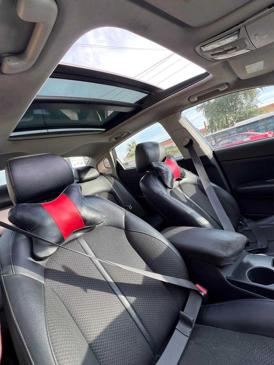 سلام عليكم 
كيا اوبتما ٢٠١٨ رقم سليمانية الجديد باسمي شخصيا 

فول مواصفات بانوراما تحكمات ٣ وضعيات قيادة 
بعد مواصفاتها معروفة 
حادثها جانبي صفحة سايق بجم جبس سيارة نضيفة احلا من صور 

سعرها ١٤٣ 
 واتساب/ *********** بغداد, العراق
