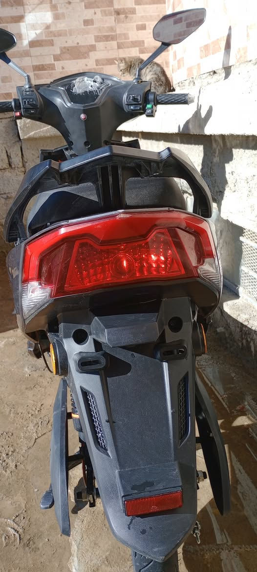 السلام عليكم
دراجه شحن ماركه الوطنية 
مستخدمه أسبوعين فقط  للبيع 
سعر خاص او تواصل عالرقم 
***********
جديده بعدها أسبوعين فقط
