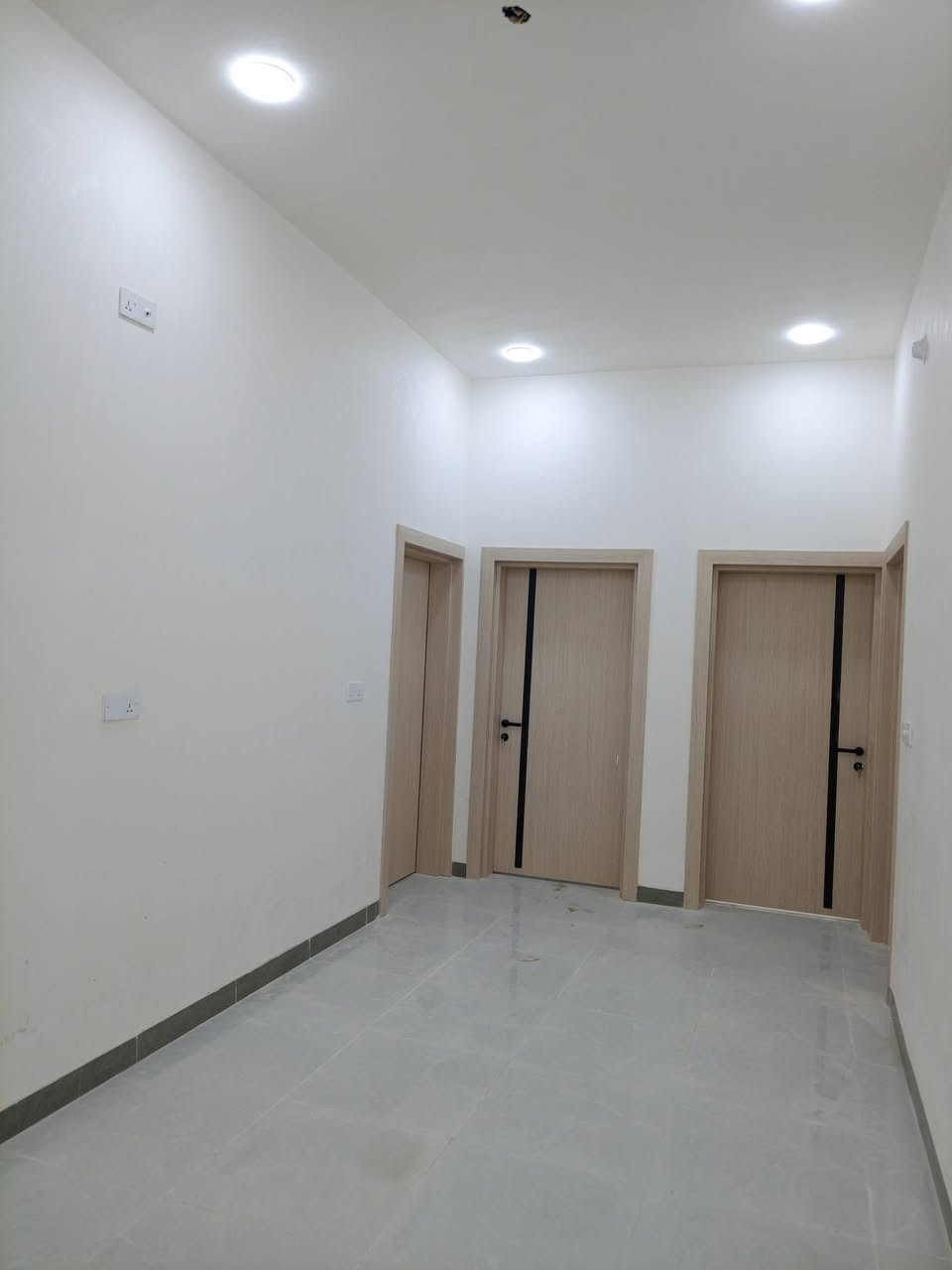 سلام عليكم متابعينا الكرام جانب من اعمالنه عرض خاص صبغ الداخل سعر المتر ٢٥٠٠ كرزته وعمل بابل لتواصل ***********
