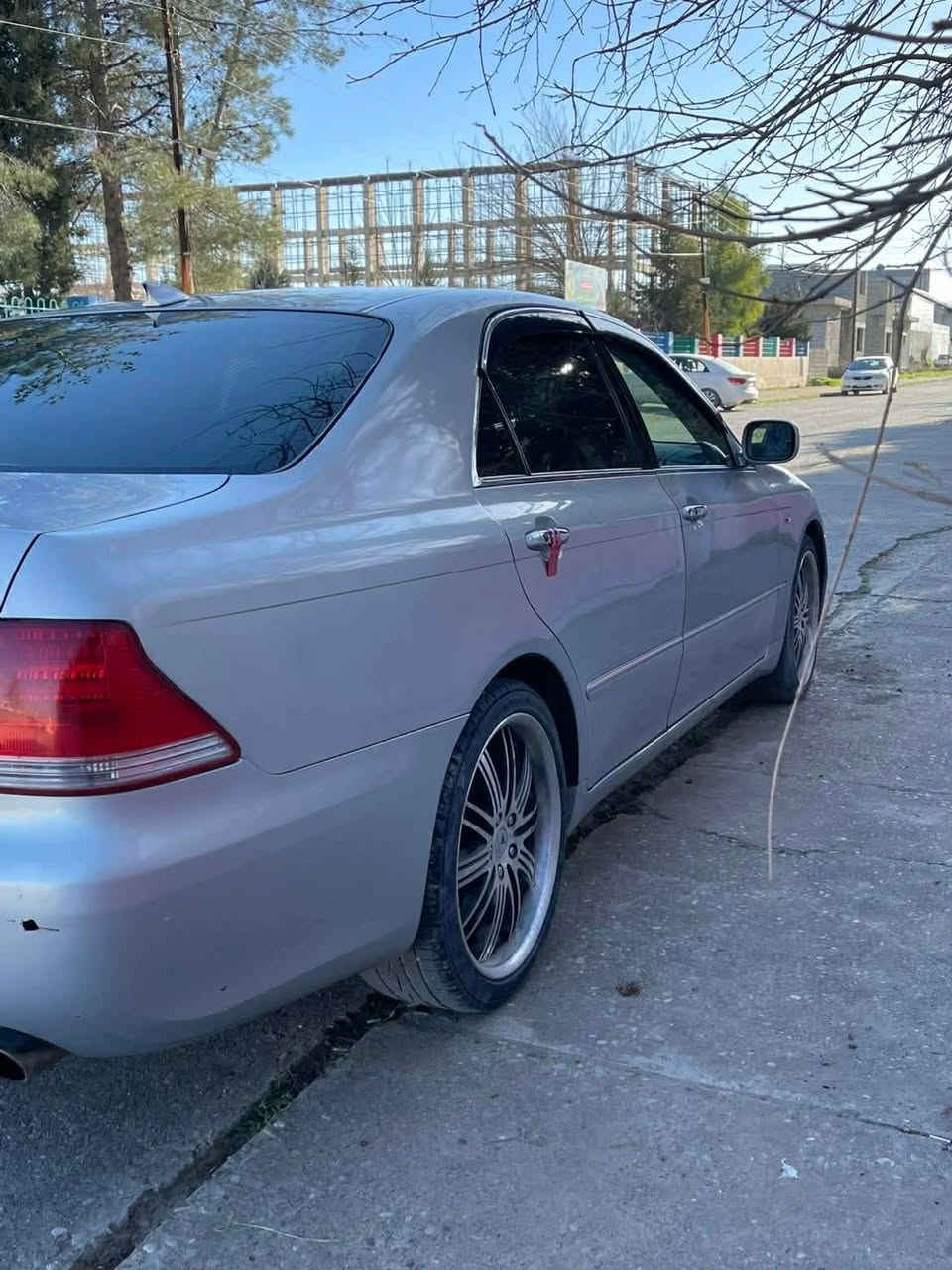 شاهینە ٢٠٠٥ بڕاوە بڕاوە 
 ناو ڕەساسی بەسمە ڕەش ڕەنگ سلڤەر قفڵ مەرکەزی تەبرید ساردو گەرم ٢ دوگمە تایەی تازە لایت ناوچەی کویرو تەحەکوماتی سەر سوکان تەعدیل سورعە کامل مەسرەف ٤٥ گەڵاو معامەلەیە برایانە السليمانية, العراق


**إذا كنت صاحب هذا الإعلان وتريد حذفه لأي سبب، رجاءا أرسل رسالة إلى الدعم الفني**