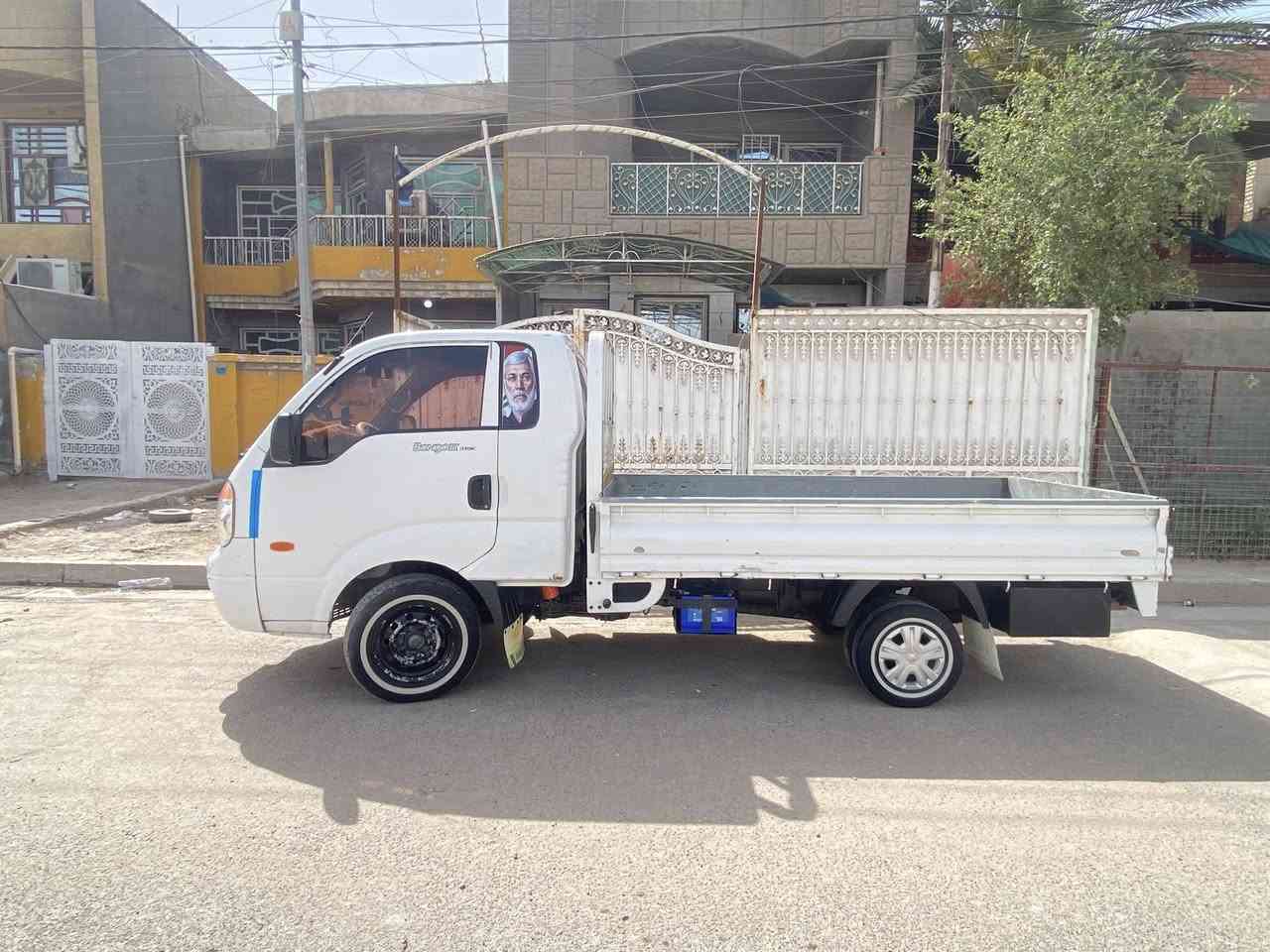 سلام عليكم 
سياره كيه مسكر بم ونوزل 
موديل ٢٠٠٧ سياره نضيفه خير من الله
سعر ٩٦ وبيه مجال لطيبين 
للاستفسار ***********
