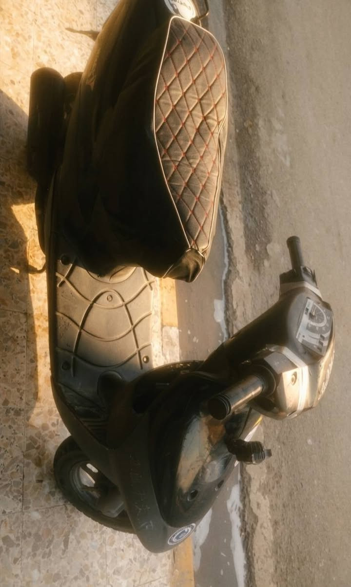 يا الله السلام عليكم شباب دراجه ساسوكي ٦٠ مثل مموضح بصوره نضافتهه حلوه الدراجه نكره سلف هورن بس العداد ميشتغل و كدام عينكم قيم بلي يرضى الله و بلعافيه رقمي *********** او مراوس ترهم مو مشكله
