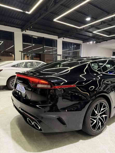 ستنگر موديل 2023  جي تي لاين 
حادثها جاملغ وبنيد بدون ضرر بالشاصي ماشيه ٥ الف ميل بدون بارد ورصعات وشخوط عدا حادثها 
السعر ١٩٤ مرقم كامل 
***********
