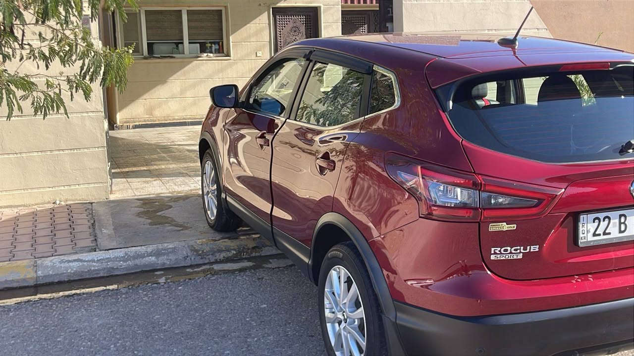 🚗للبيع فقط  نيسان روج سبورت 2021
رقم أربيل – ماشية 136 ألف كم
محرك 2000cc المرغوب
حادث سطحي بنيد فقط
بدون دواخل وبدون إيرباك 
محرك گير كهربائيات تبريد صدر خلفي امامي كلها شرط 
السعر 149$ قابل للتفاوض
المكان: تكريت
📞 ***********
📞 *********** واتساب
