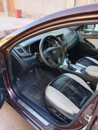 تراهم مراوس  كيا كادينزا خليجي موديل 2012سياره فول مواصفات بصمه فتحتين...