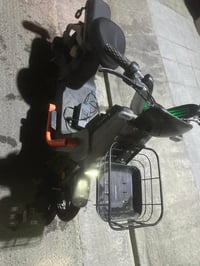 دراجة كهربائية • حجم ١٦ • استخدام قليل