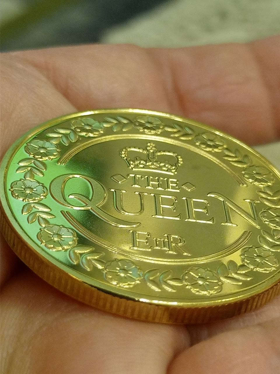 مسكوكةللملكة اليزابيث بروف بالكبسولة سعر5000د ويوجد اشكال اخرى جميلة


**إذا كنت صاحب هذا الإعلان وتريد حذفه لأي سبب، رجاءا أرسل رسالة إلى الدعم الفني**