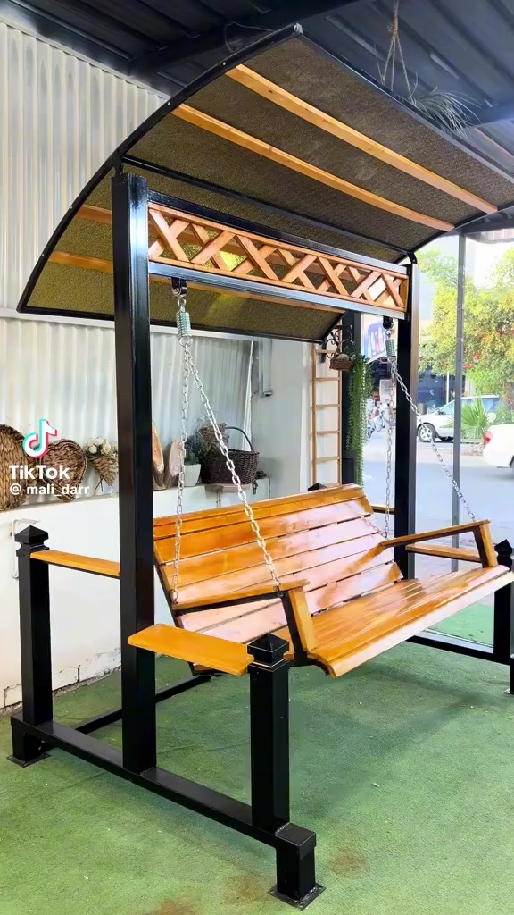 سلام عليكم
تفصال مراجيك حسب الطلب الزبون 
وبسعار معقوله 
عنون العماره حي ام الصادق (عبجيه)
رقم :***********
