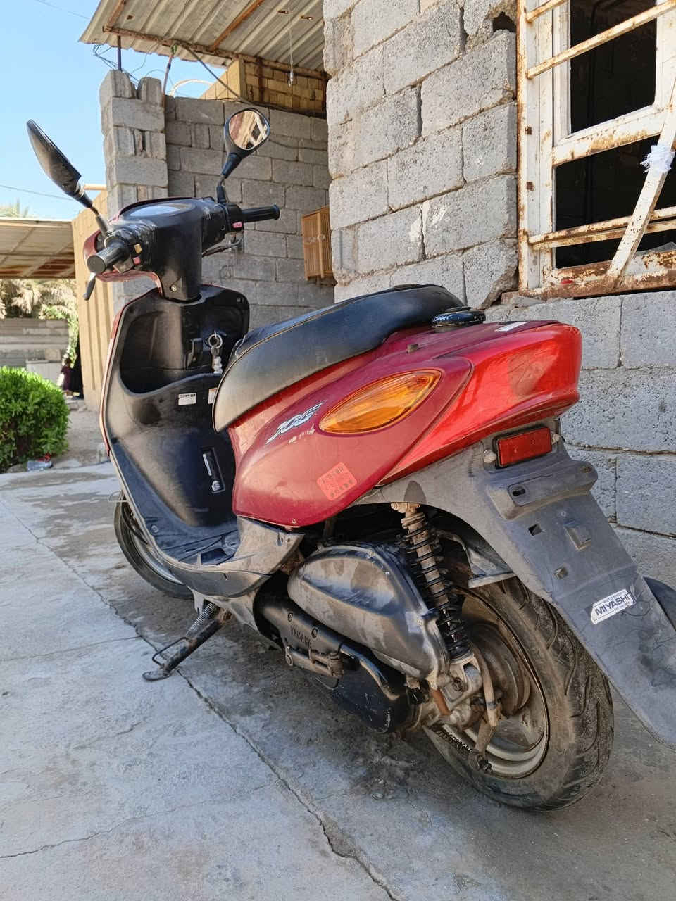 دراجه جوك للبيع كلها شغاله سلف هندر اشاير هورن كهربائيات كلها شغاله فقط تحتاج كلج خلفي تبديل الدراجه كلش حلوه نضيفه
السعر300 وبيها مجال 
الستفسار ***********
