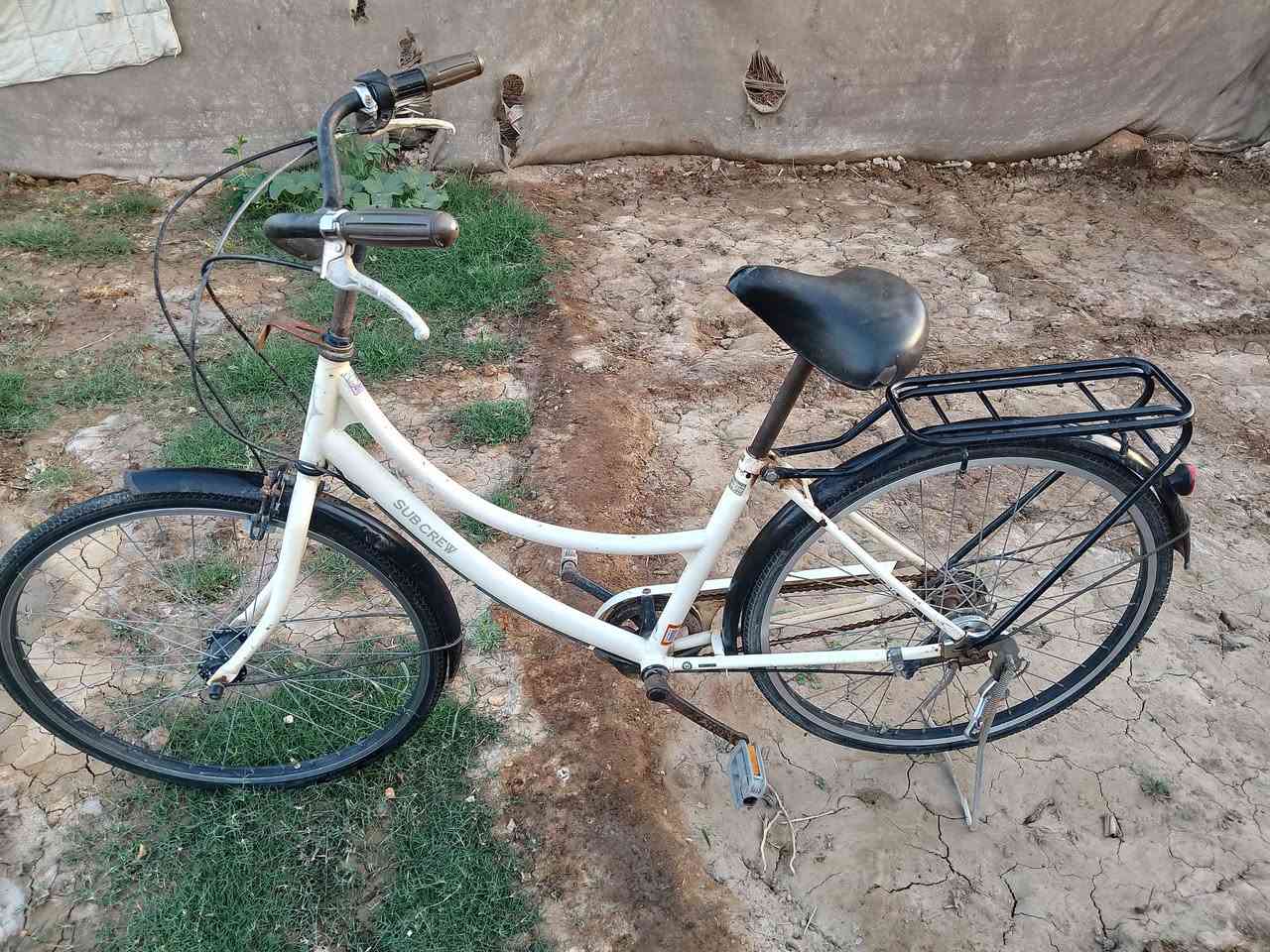 سلام عليكم بايسكل لبيع سعر 70الف وبي مجال


**إذا كنت صاحب هذا الإعلان وتريد حذفه لأي سبب، رجاءا أرسل رسالة إلى الدعم الفني**