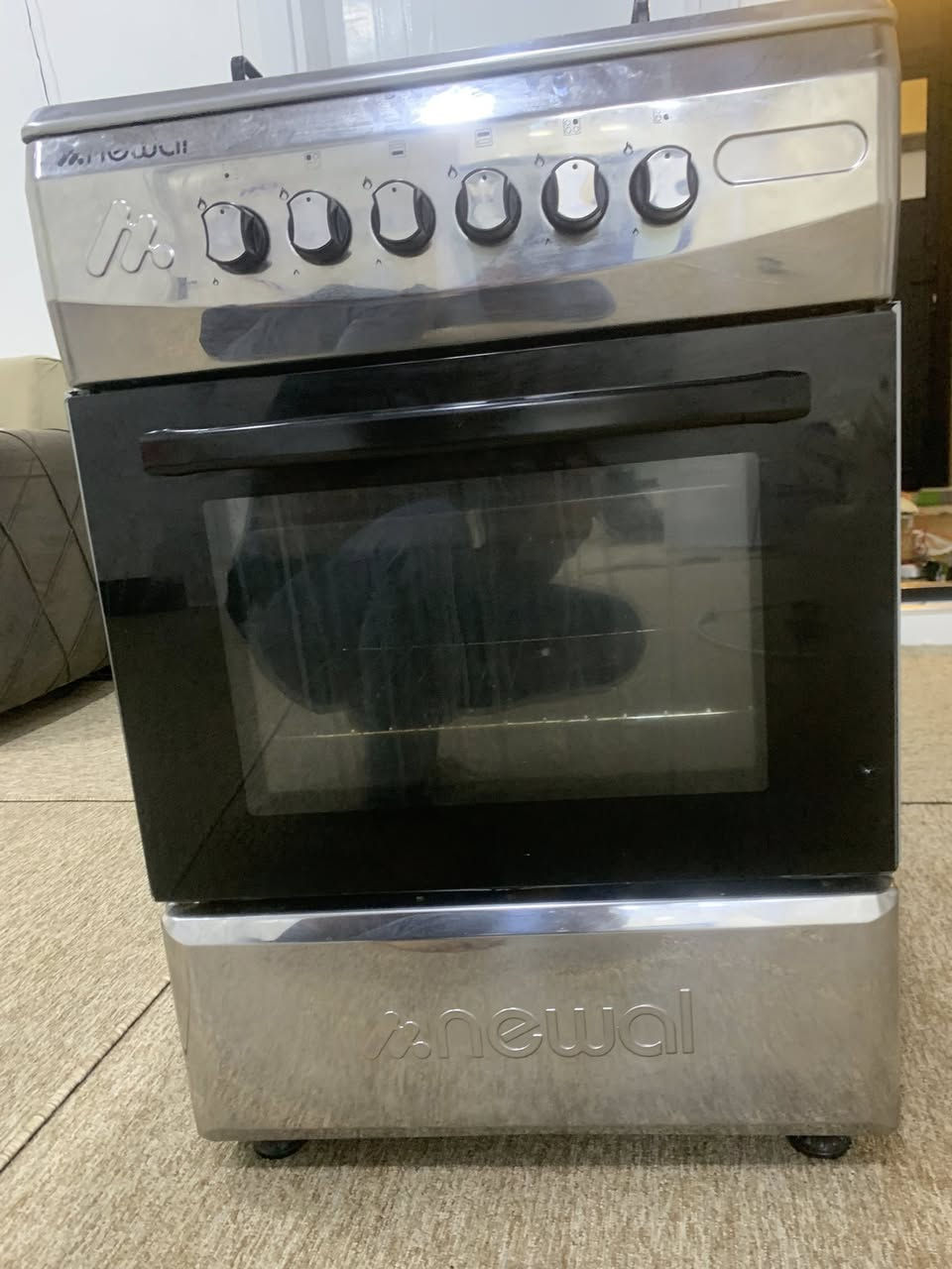 اسلام عليكم طباخ اربع عيون نضافه 80%
للبيع السعر 75 الف وبي مجال بسيط 
***********
