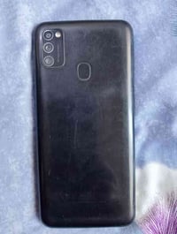 سامسونك M21 الذاكرة 64  الرام 4  الجهاز شغال شرط بدون خلل  فقط هاي الط...