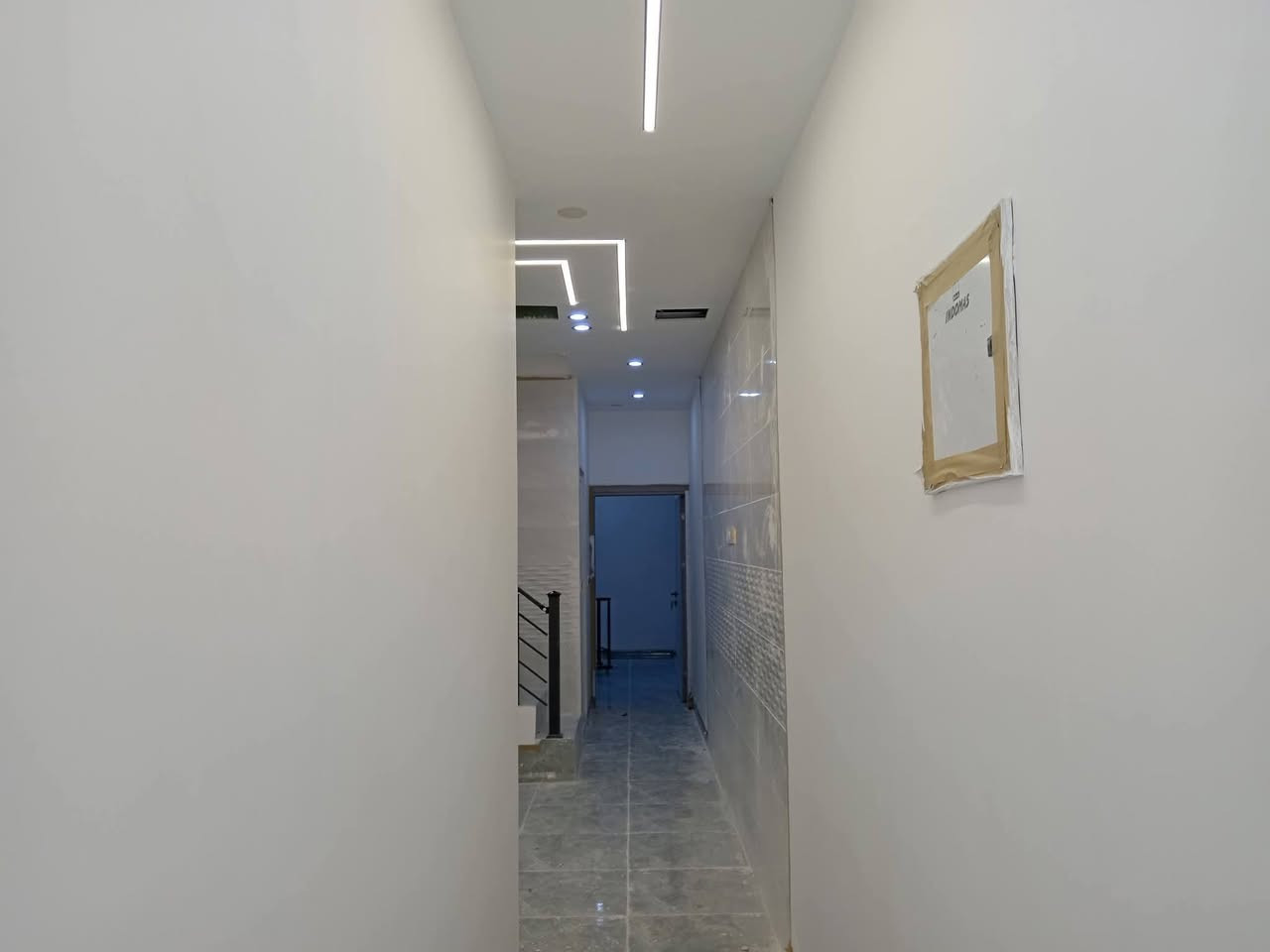 (1710)
#داران طابو للبيع طابقين
بناء حديث (زيرو)نظام دكات ديكورات مغربية انترنيت كامرات مراقبة 
#كركوك حي الأسرى والمفقودين سايدين خلف صيدلية تولين
#المساحة كل دار (١٠٠)متر
 #الواجهة كل دار (٥)متر
#طابقين يحتوي على:- غرفتين نوم ومطبخ حار بارد واستقبال وهول2 وصحيات فوك وجوه  وكراج سياره 
#السعردارواحد /120 مليون
#للاستفسار الاتصال  ***********
او مراجعة المكتب عنوان مكتب الابداع للعقار خلف جامع المعراج قرب جسر الحصو والرمل
