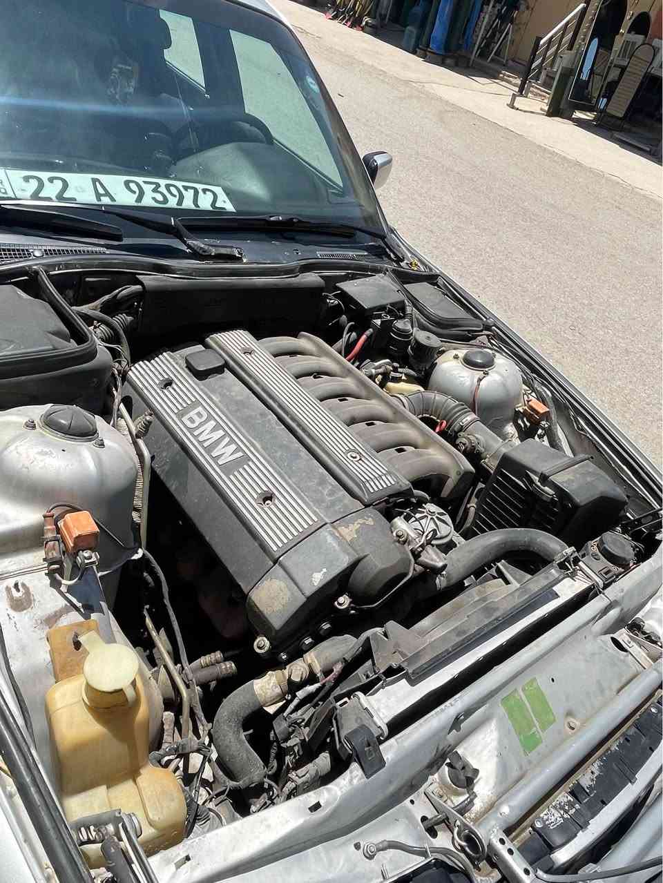 BMW 525iA 1993 slvar 🩶❤️‍🔥
بیئێم 525iA 1993 فول فول بەس سلایت نیە مۆدیل  ١٩٩٣ تاقانەی جوانی تەبرید لەسەر سویچ ڕەقەم هەولێر تحویل وکالە خەرامە بەشەرت دەعم قرچیکی هەیە شایەنی باس نیە تاقانی جوانی گێر مەکینە ئەکسل بەشرت تەقەو ١٠٠ دۆلار ببڕە پێویس بە وەسف ناکا ماڵکە خۆی دیارە مشتەری تەلفونکە یان نامە بنێرە 

*********** واتسئەپ فایبەر السليمانية, العراق
