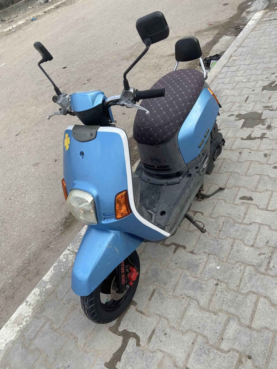 ماكس بوليس نضيفه شغاله من الطول الطول الدراجه بلاد مامفتوح بيهة برغي هندر سلف شغال بك لايت اشاير اسطاب شغال قفال فلا وين شغال دبلات فول امرايات الدراجه جاهزه مابيه اي نقص السعر مليون وبيهة مجال كلش كلش بسيط العنوان بصره كرمة علي ***********واتساب
