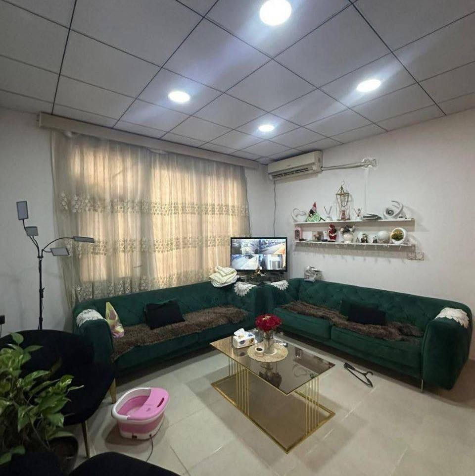 دار للايجار 200 متر طابقين مؤثث

محتويات البت/ 3 غرف نوم و هول و استقبال و مطبخ و صحيات و كراج. و حديقه 

الموقع/ مجمع مدينتي 

السعر/ 800 الف مع الخدمات 
_______________

للاستفسار مراسله الصفحة على 
الرسائل الخاصه 

‌‎او الاتصال بالارقام⬇️📞 
***********
***********

او زيارة ⬇️⬇️⬇️

(( مكتب الفيصل))

📍 كركوك/ نهاية شارع القدس /
(مجمع فلوريا) قرب من مصرف اهلي العراقي 

الفيصل_AL FAYSAL 🏡
‏AL-FAYSAL (Real estate & Contracts)

* نستقبل جميع عروضاتكم السكنية 🏠 والتجارية 🏡 بكافة مناطق كركوك
