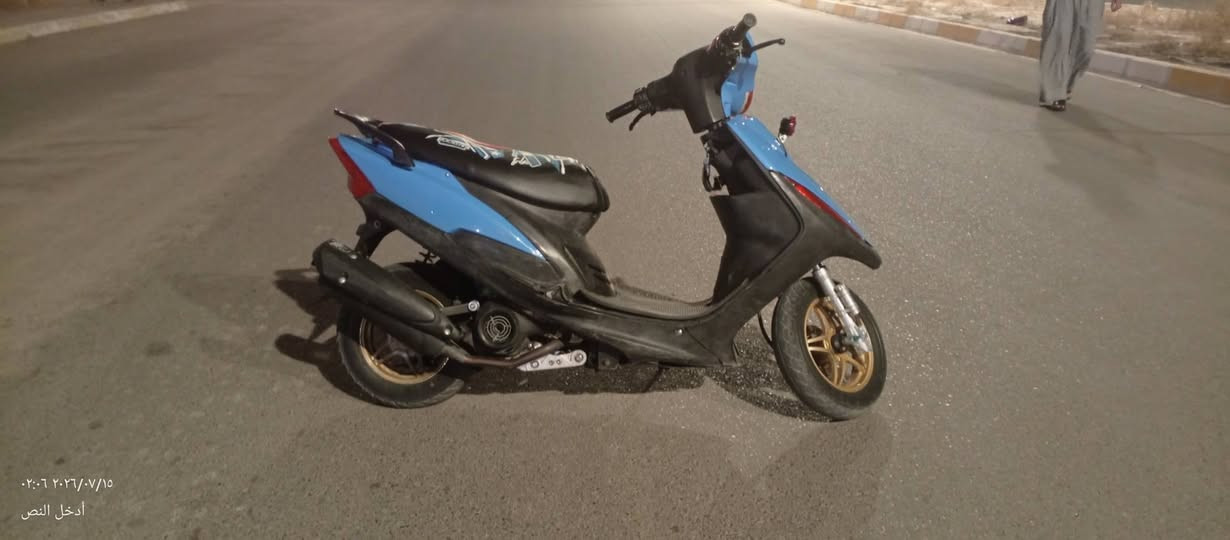 سلام عليكم ماكس لبيع نضافه فولل اي عيب مابيه فقط سلف مايشتقل كهربائية شغاله دبلات امامي وخلفي تزويد ويلات ثنين تزويد بوشه 55 الصالنصه FM جديده  السعر 550وبي مجال لطيبين ***********🤭
