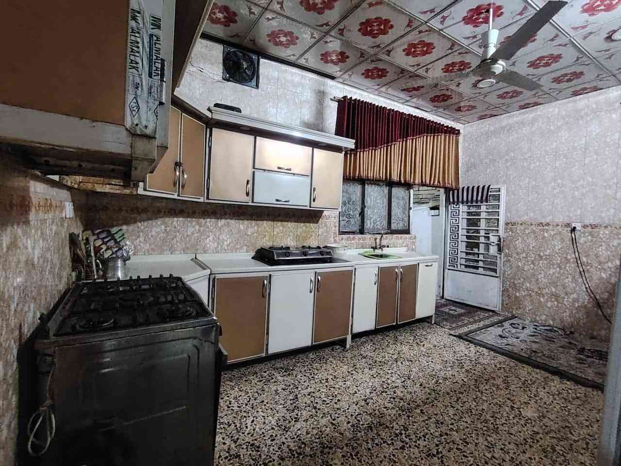 يا الله

دار للبـيـــع القادسيه شارع عشرين

المساحــه 200 متر واجهه 10 النزال 20

البيت متكون من طابقين

الطابق الأول :
طارمه كبيره واستقبال كبير ومطبخ كبير وصاله كبيره وغرفتين نوم ومناور وصحيات داخلية وخارجية

الطابق الثاني :

غرفه نوم كامله والباقي واصل للبايكار

البيت أعكاده ونضيف

للتواصل والاستفسار خاص او اتصال

***********
***********

اخوكم ابو نور الدلال

المكتب مجاز حكومياً ادخل للحساب ناشر ابيوت اي بيت ايعجبك راسلني وتدلل

أعرض عقارك عندنا ودع لنا التسويق

عنـــوان المـكتــب سيد جميل شارع 20 مقابيل اسواق امير
