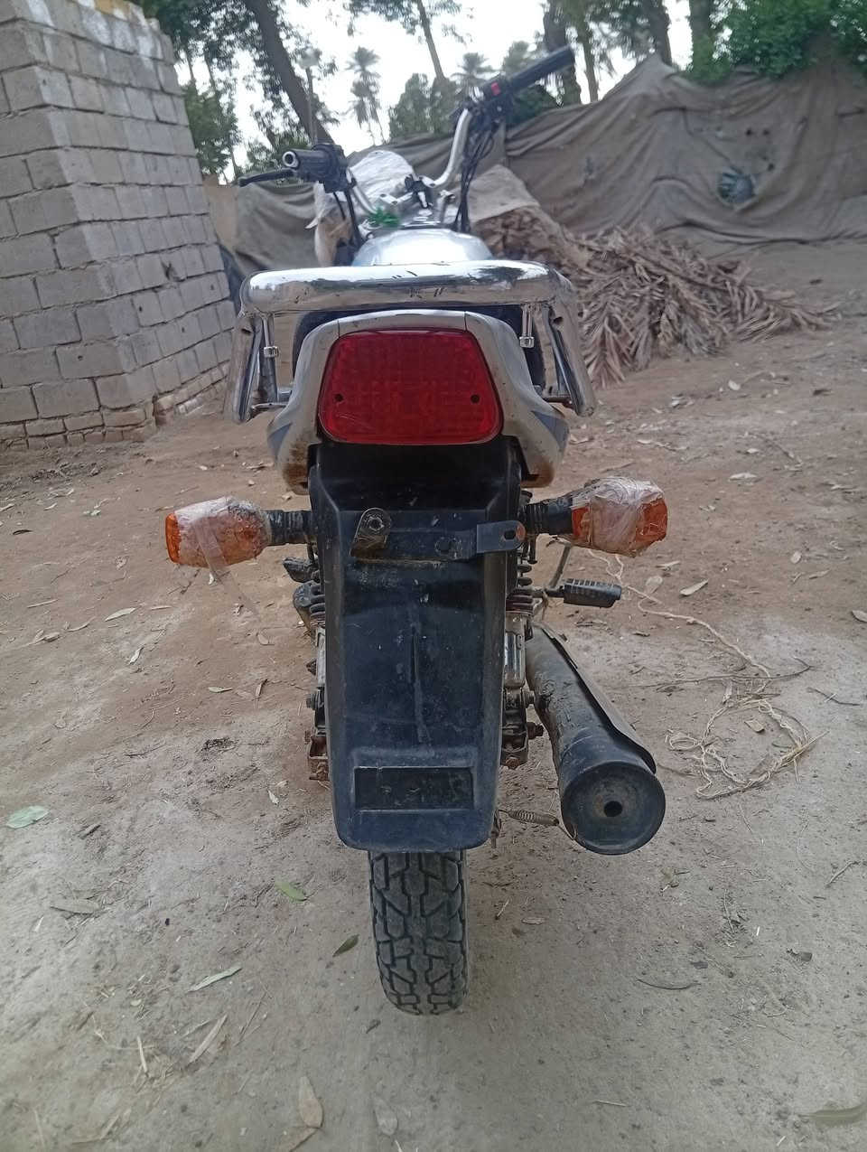 دايون  كللك للبيع مديل 23مكينه مكفوله دراجه نضيفه السعر اتصل ع الرقم او خاص ***********
