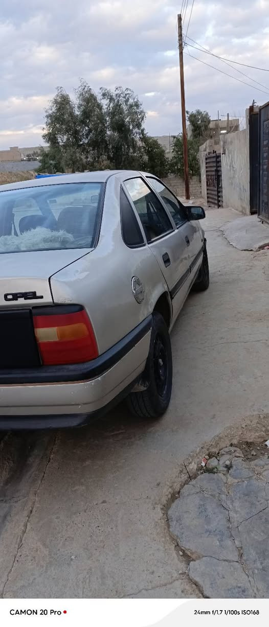 اوبل فيكترا للبيع سنويه بسمي رقم كركوك اجنبي دفتر بانزين بيهاالسعر 43 للتواصل علا الرقم ***********
