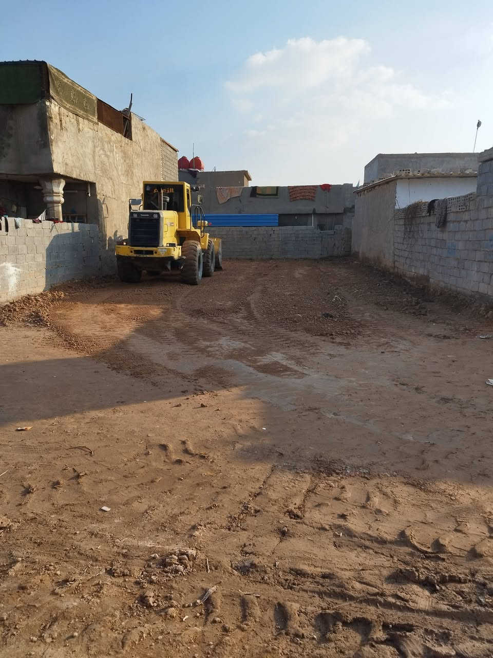 بيت مساحه 200للبيع
للستقسار***********
الموقع بدايت حي عداي قرب اسواق باب الحاره اول فرع
