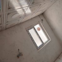 حي الحسين • ١١٠م • غرفة وصالة