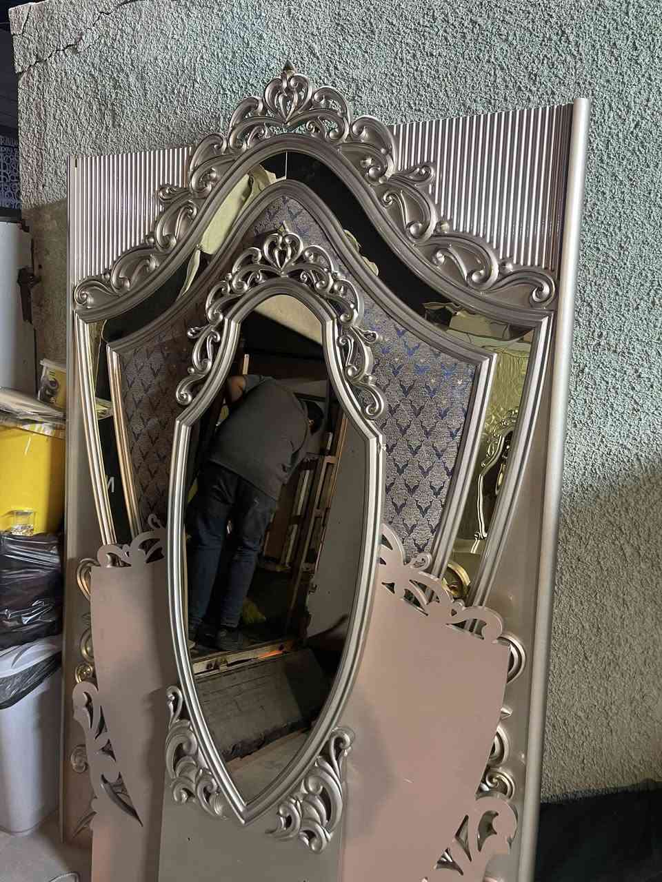 غرفه نوم تركي نظيفه جداً عنوان بغداد اعظميه للتواصل ***********
