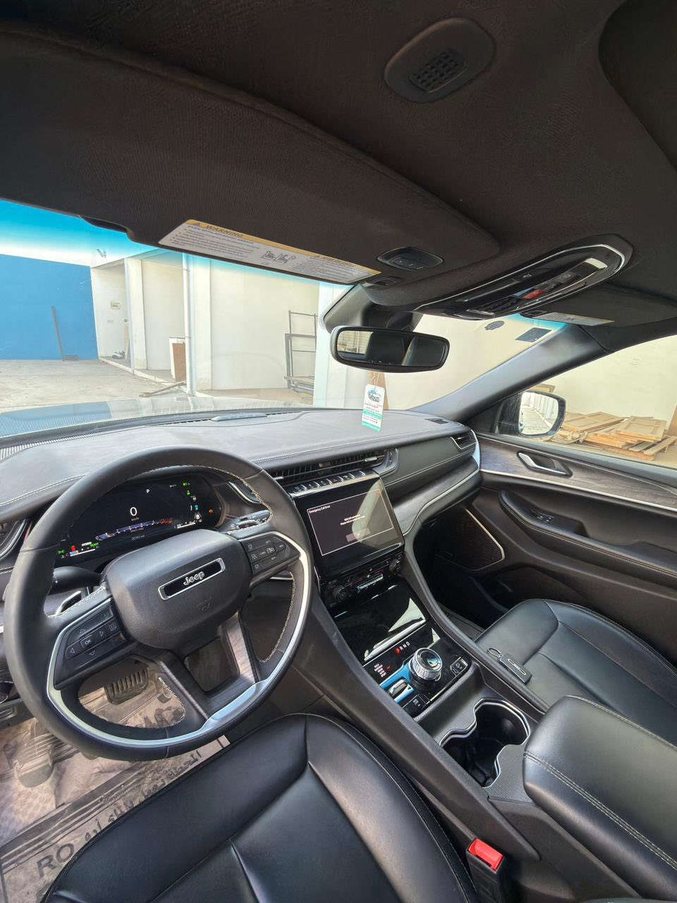 السلام عليكم جيب كراند شيروكي 4XE 2024 وارد امريكي

Jeep Grand Cherokee 4Xe 2024 2.0L

         حجم المكينه : 2000  تيربو + هايبرد + بلك ان 

ماشيه شي قليل السياره   

الضرر :جاملغ ول بنيد بدون دواخل حادثه كلش حلو   

          حالة الايرباك : دشبول و دركه وراجع بلادي

#مواصفاتها

1.شاشه 

2.بصمه

3. تشغيل عن بعد

4.دمام خلفي

5.كشنات جلد

6.كشن السايق ميمري

7.كشنات كهرباء

8.صندوك كهرباء

9.حساسات خلفيه

10. قطع تبريد 

11.اشاير بالمري

12.رادار امامي

13.رادارات 360

14.ثلاث وضعيات قياده

15. بنوراما فتحتين

16. كير ماوس

17. نظام منحدرات

18. هيترات بالكشنات 

19.ويل كب كروم

20.لايتات لد

21.بكلايت لد

22.كشافات

23.بصمة ابواب

فول مواصفات 1/1 جاهزه مرقم بغداد تحويل ثاني يوم

#السعر : 30 بيه مجال خابرني و عيوني الك 

تفاصيل اكثر هذا رقمي
*********** اتصال قفط
 واتساب قفط *********** 

مكاني بغداد حي الجهاد او بياع
