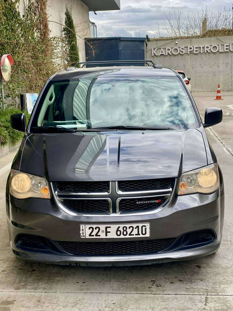 دوج كرفان موديل  ٢٠١٨ کلین تایتل 
محرك ٦سلندر حجم  ٣٦٠٠ ماشي ٨١٠٠٠ الف
 نفس زيرو كير اوتوماتيك شرط المحرك والكير
رقم اربیل ب اسمي  دولي رقم وسنوية جديد شرط التحويل 
  سیاره کلین دخولی ابراهم خليل
سياره صبوغ ماكو بارد ماكو حتا دعاميات بشرت🇺🇸
غرفتها جديدة لوك
٧ راكب  كشنات سياحي بلع
٣قطع تبريد 
جامات فتل كهرب
ابواب وصندوق كارباي
شاشة قلاب بلاد كامره
تحكمات ستيرن كروز سرعة
نظام ايكو تقليل بانزين
ويل كروم 17 تايرات جديد
سيارة جاهزه ونظيفة
العنوان سليماني مركز مدينة د 
رقم صاحب سيارة
[ *********** ] آسيا
[ *********** ] كورك السليمانية, العراق
