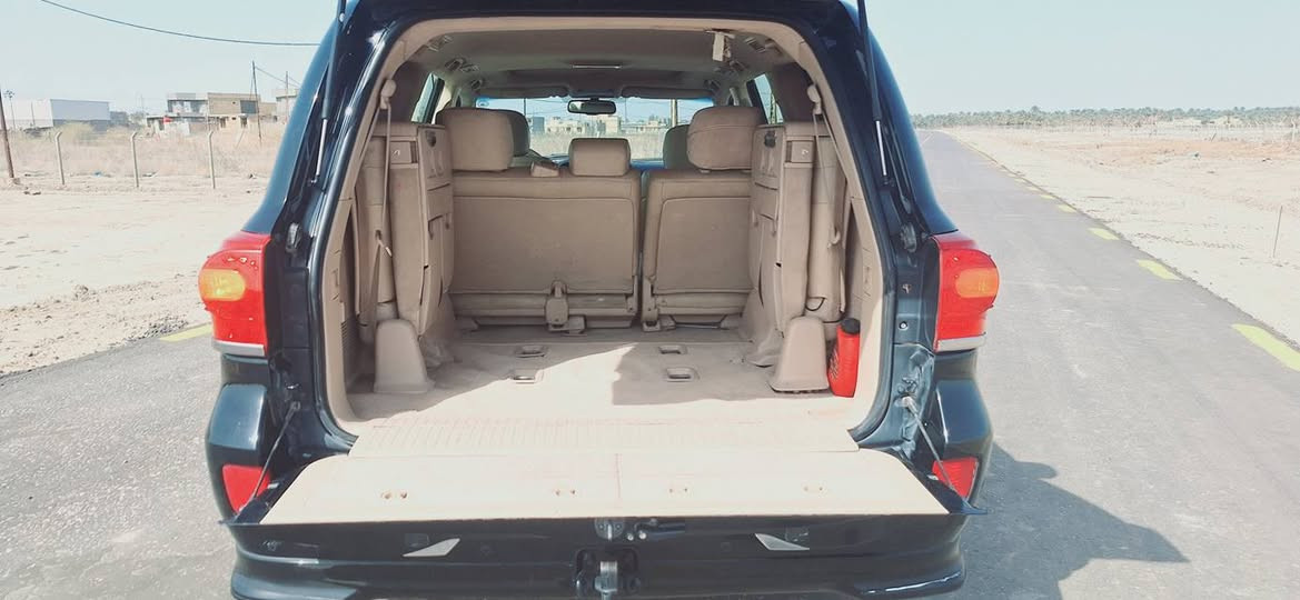 موديل ٢٠١٢
مكفولة بدون صبغ وبدون تبديل
رقم أربيل بأسمي 
السعر ٣٣٠ ورقه
***********
