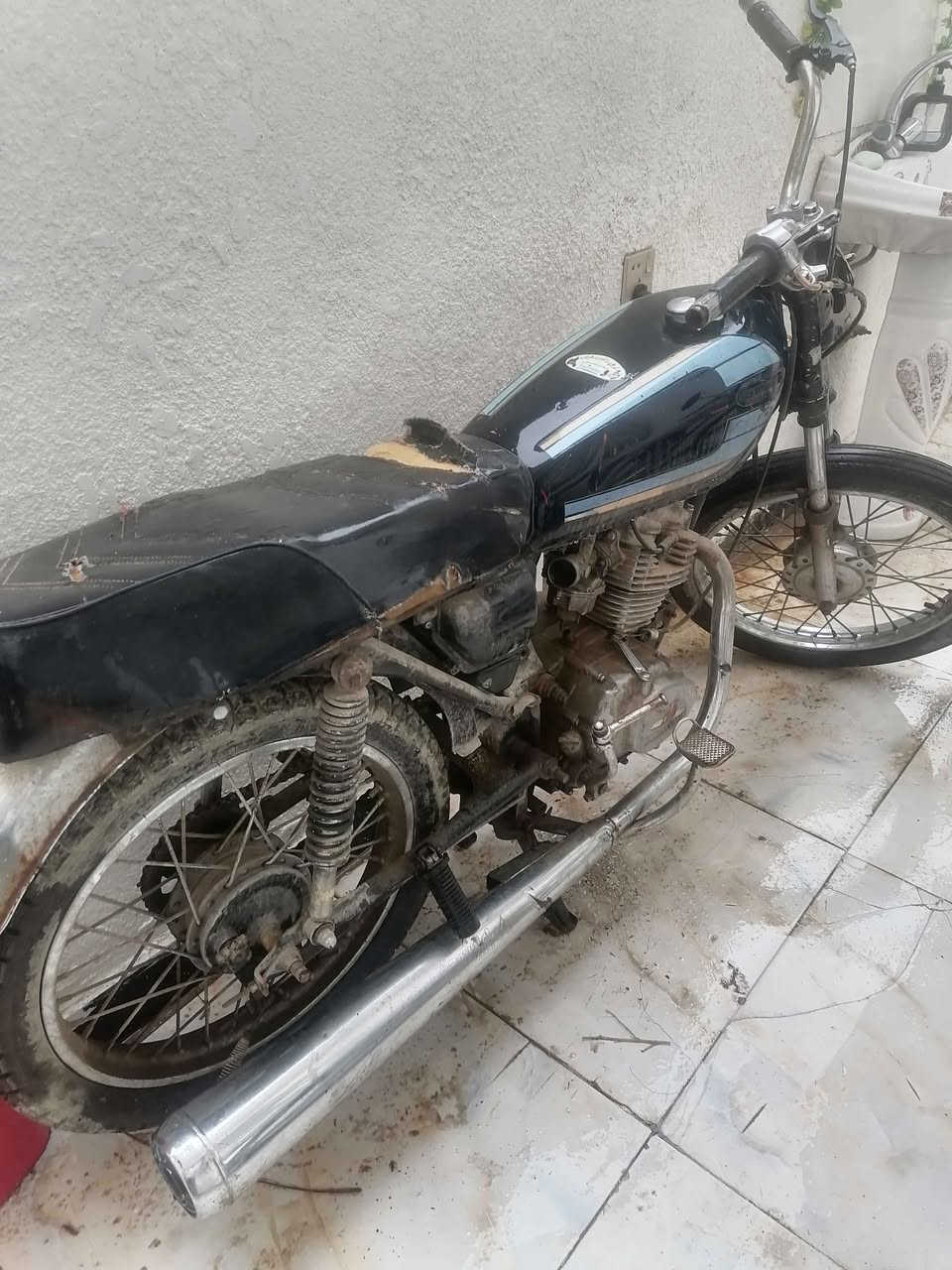 دراجه عاطله بدون اوراق العنوان كربلاء ملحق الفارس *********** كربلاء, العراق
