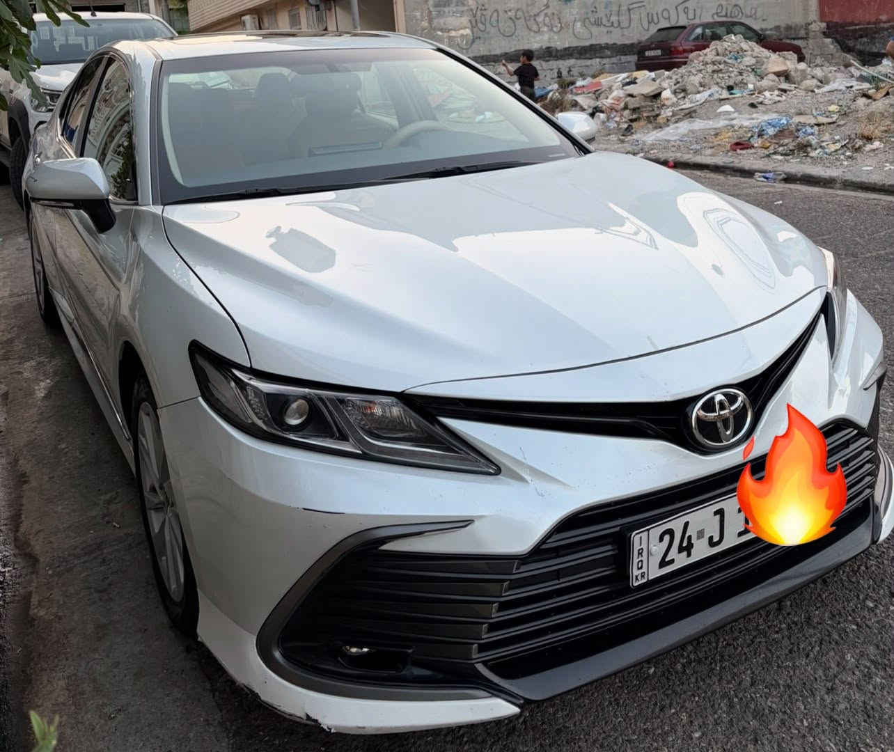 كامري خليجي سيد نهرو موديل 2024
ماشي 108,000 كيلومتر
فول موصفات GLE
سعرها 225 ورقه ومجال 
بيها رعصه صغيره + تعديل اصبعين فوق البونيد السياره كفاله عامة السيارة كلش نضيف 
للاستفسار على واتساب 
***********
