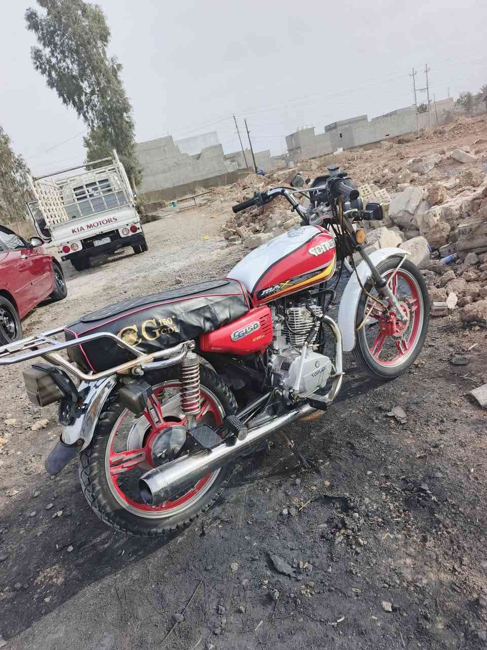 لبيع سيفان موديل 23دراجة بلادية اي نقص مابيهة شلعة ومعدل طيران ✈️شرط سعر 575وبيهة مجال مكاني ديالئ هبهب غسل كاضم ***********
