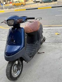 دراجه بطه نظيفه شلعه بيها هندر نكره  سلف شغال بس نقصه باتري دراجه مابي...