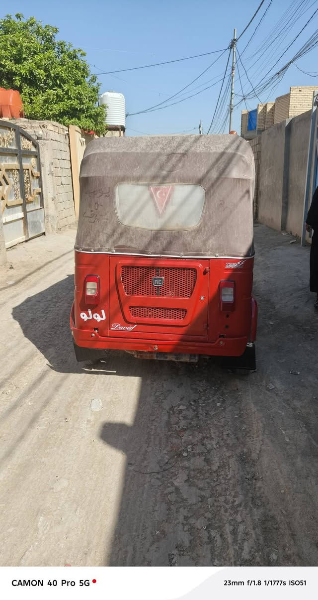 سلام عليكم تكتك حمره 22 رقم وسنويه بابل نگليزي بسمي كفاله عامه مكينه وگشر معمره خياسات 
السعر 8700 بيه مجال 
رقمي 
***********
